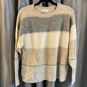 Neutral hue Sweater